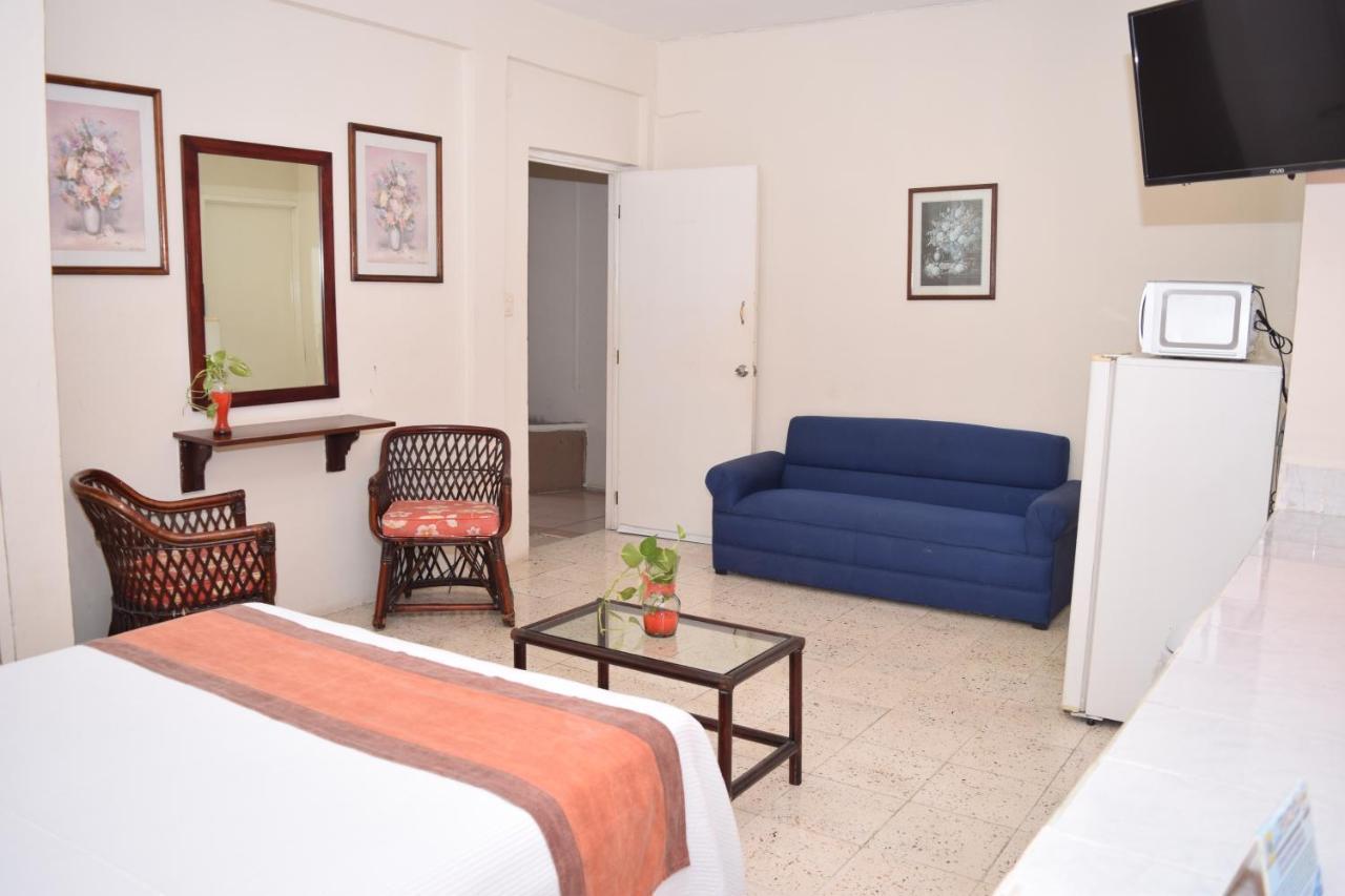 Hotel Suites Le Monde Cancun Exterior photo