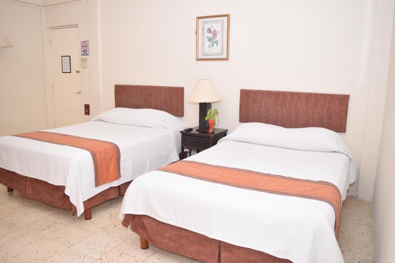 Hotel Suites Le Monde Cancun Exterior photo