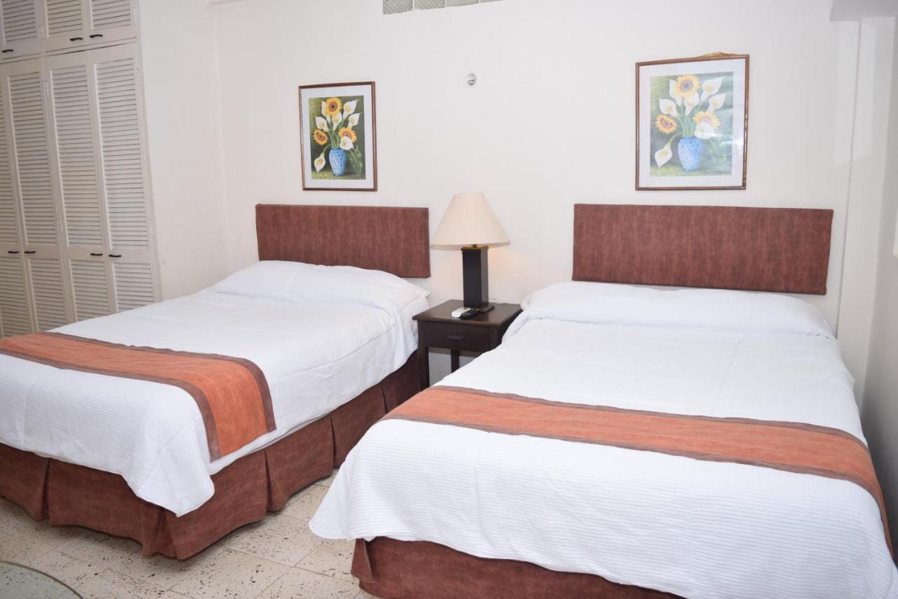 Hotel Suites Le Monde Cancun Exterior photo