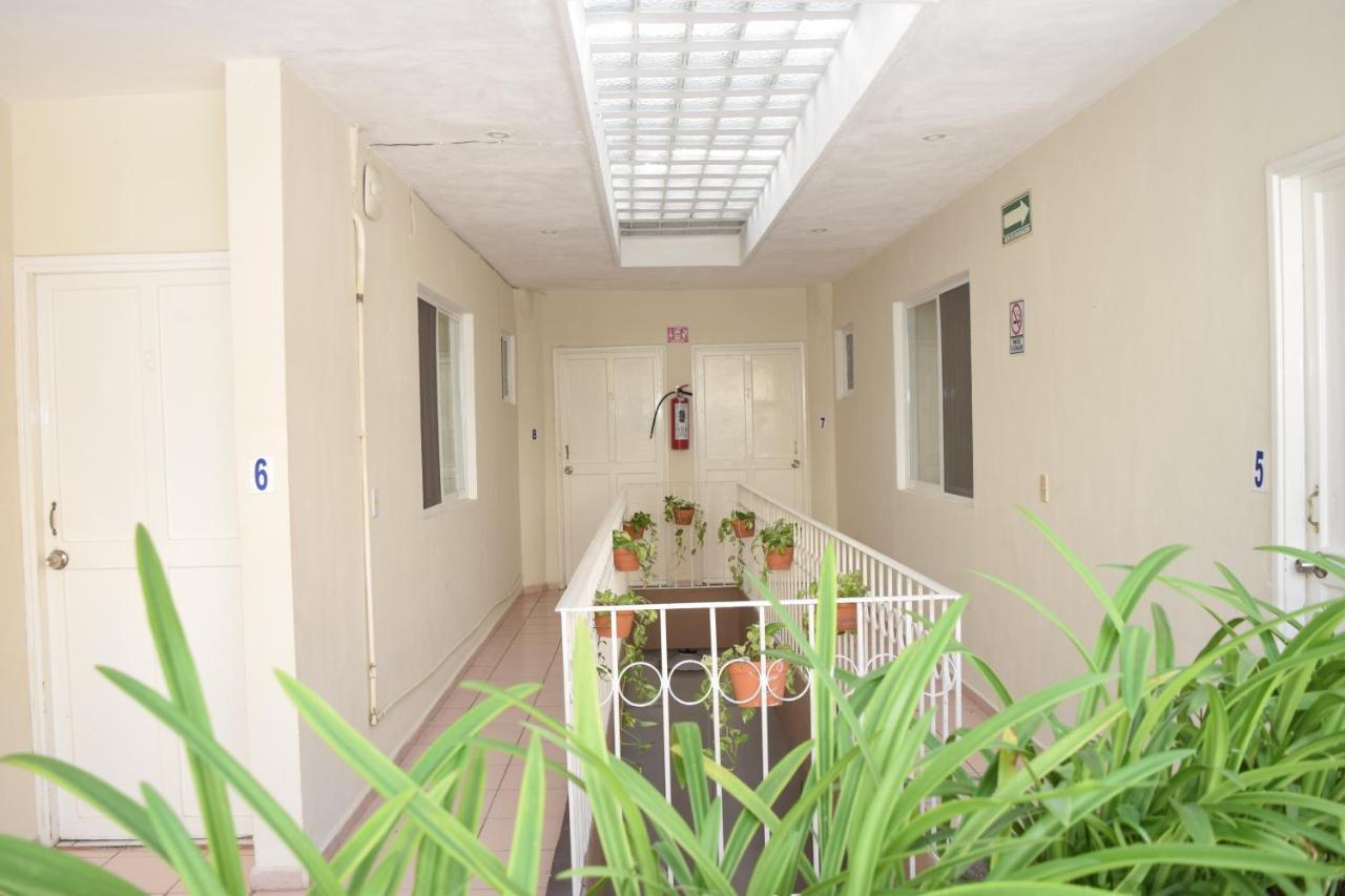 Hotel Suites Le Monde Cancun Exterior photo